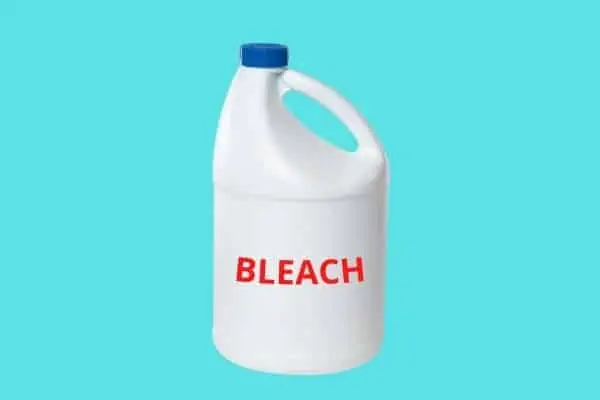 Can you shock your pool with bleach