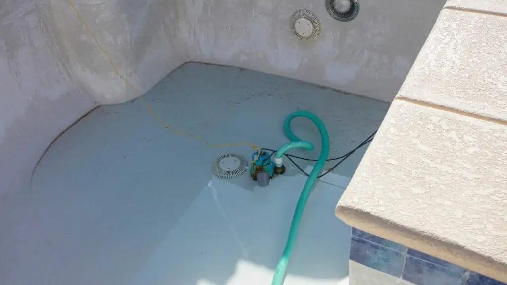how to drain a swimming pool