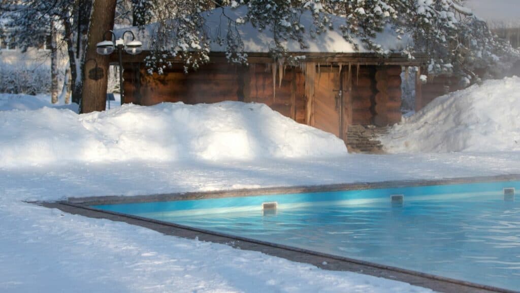 will running a pool pump prevent freezing