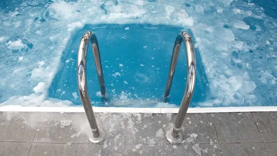 Can You Leave Steps in Above Ground Pool for Winter? 4