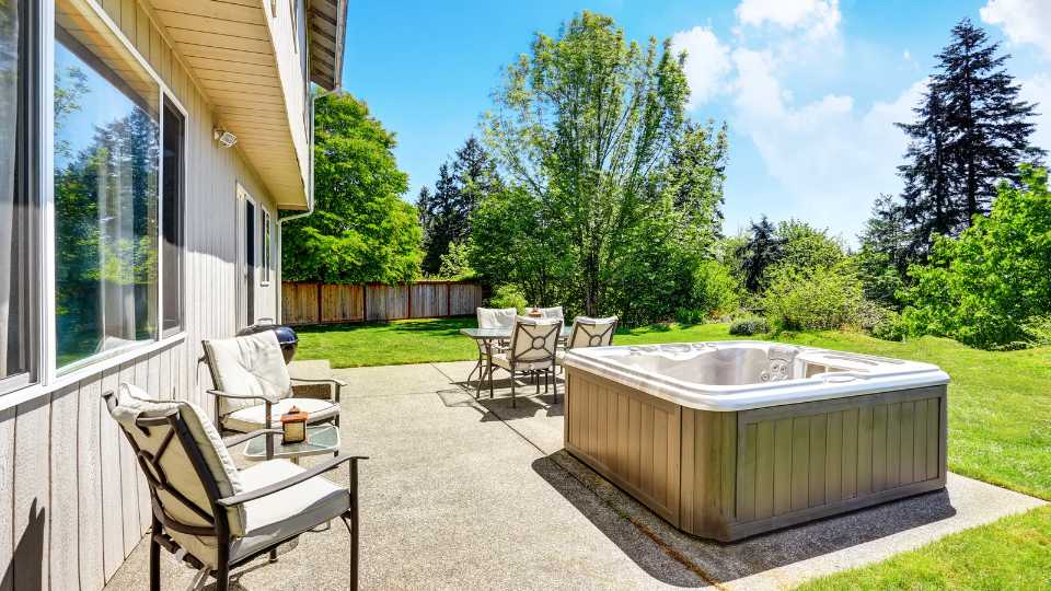 hot tub pros and cons 