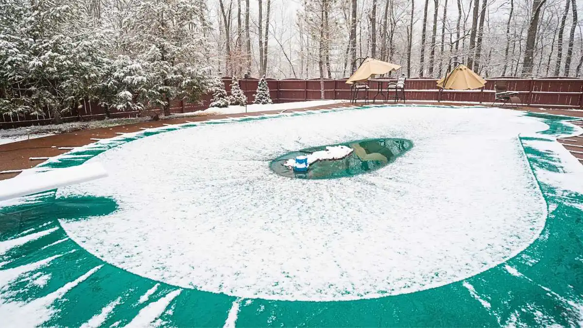 Prepare pool for winter