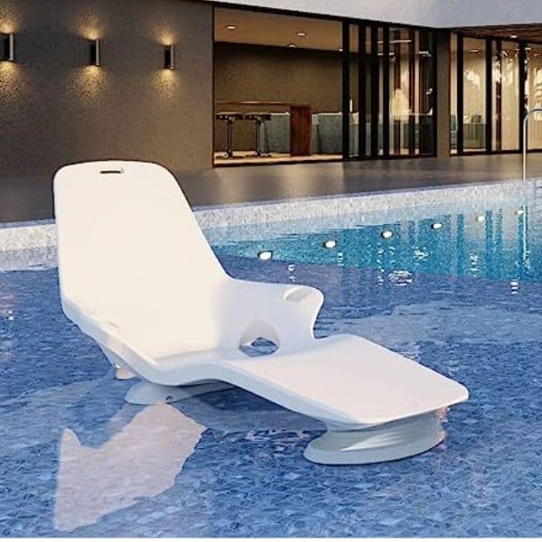 Best Pool Lounge Chairs For Sun Shelf - EasyPoolCleaning