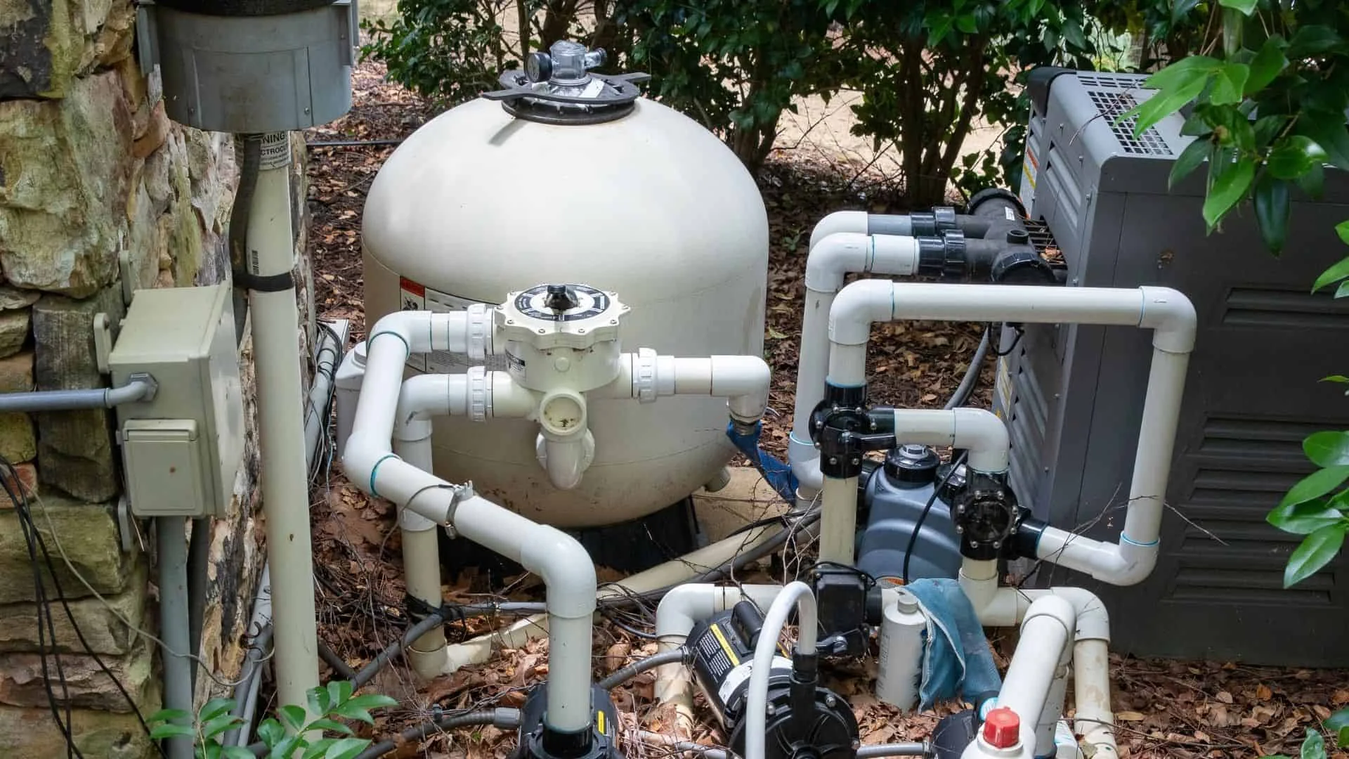 How to Backwash a Sand Filter